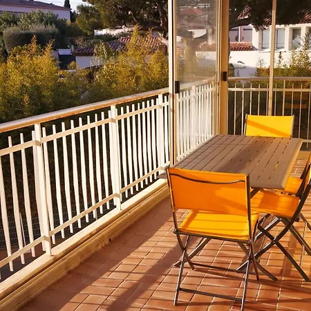 Appartement 54m2, Clim, T2, Centre Bandol, Terrasse, A Pied Bandol